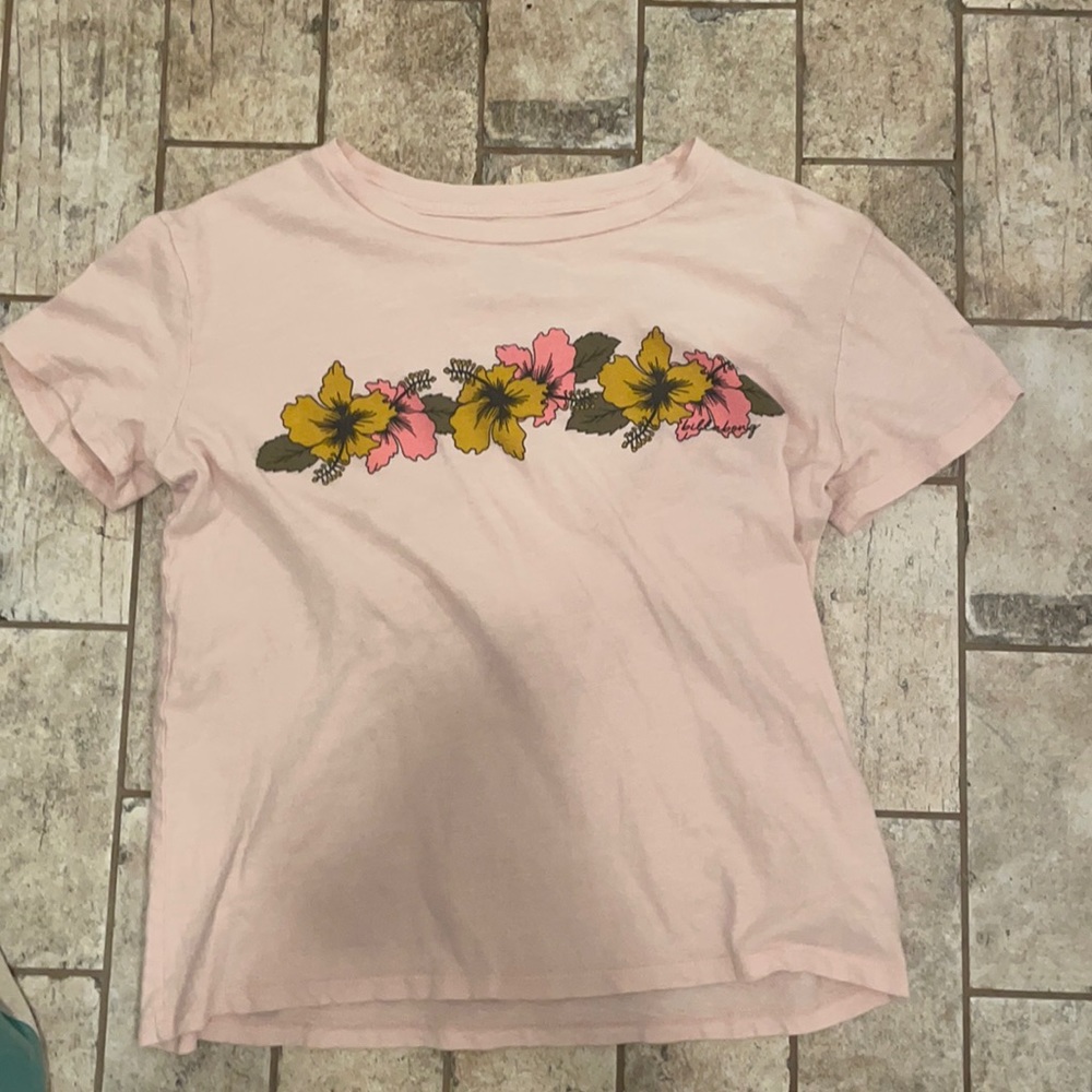 pink flower billabong shirt.